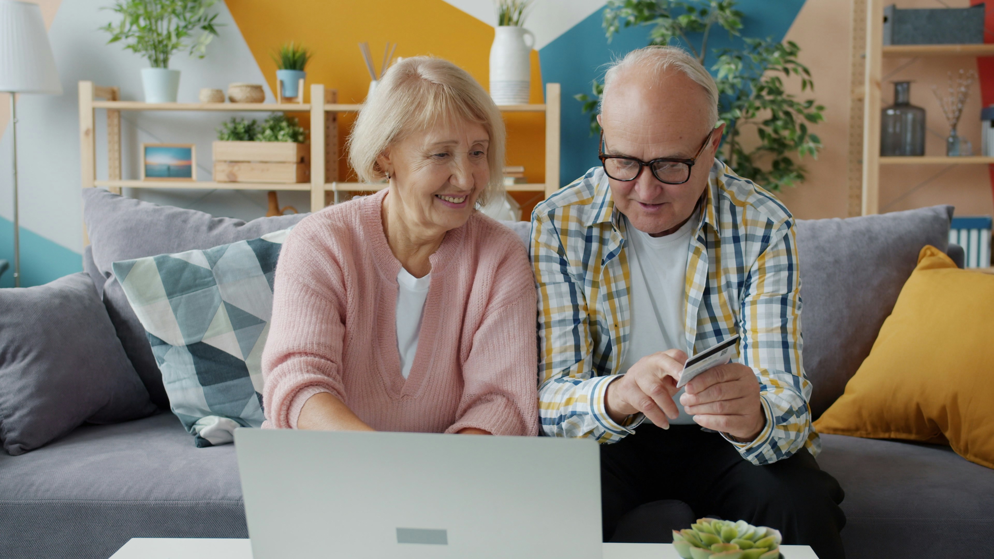 Moment de présence auprès d'un senior